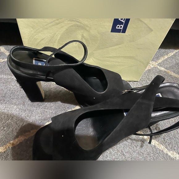 Vintage 90s Bakers Black Suede Platform Strappy High Block Heels Women's Size 11 - Picture 2 of 4
